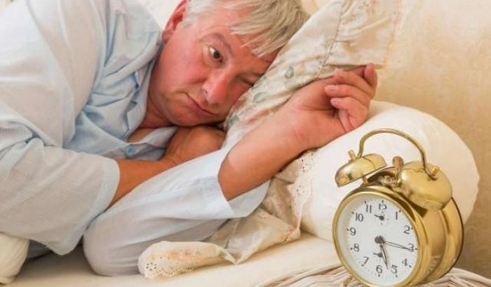 Miért változik az alvás 50 felett – és mit tehetünk ellene